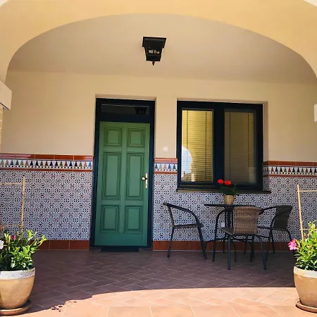Apartment Apartmanovy Dom Andalusia Velky Meder